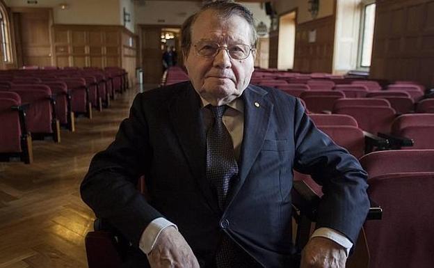 Muere Luc Montagnier, el Nobel que se convirtió en apóstol de la anticiencia