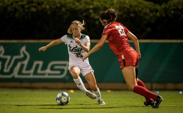 Sydny Nasello, la futbolista rechazada en EEUU por sus ideas que busca su sueño en España