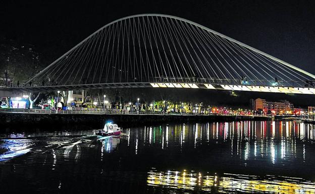 Comienza la renovación integral de la iluminación del puente Zubizuri