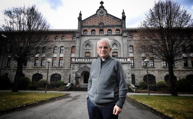 «Animo a que todas las víctimas de abusos lo denuncien. Por su bien y el de la Iglesia»