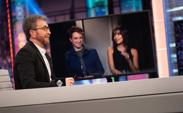 La pregunta de Pablo Motos que sonroja a Robert Pattinson en 'El Hormiguero'