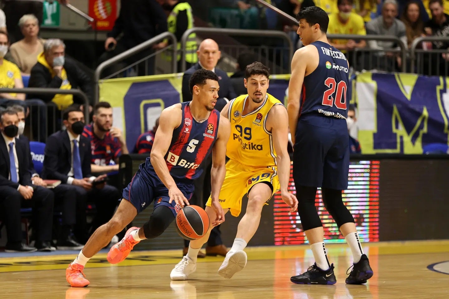 Las mejores imágenes del Maccabi - Baskonia