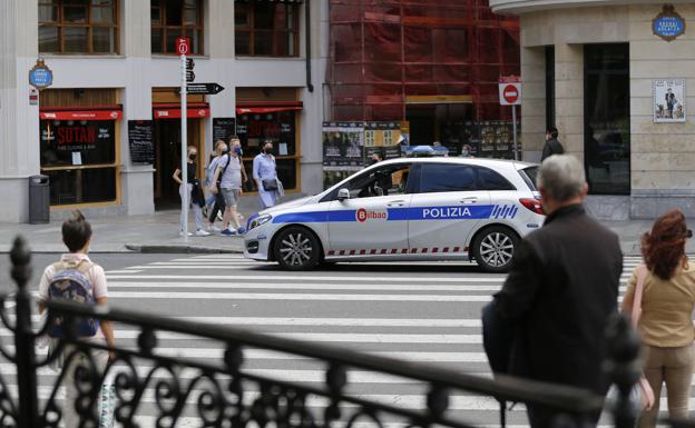 La OPE de mandos de la Policía de Bilbao se anuló por un error al custodiar los exámenes