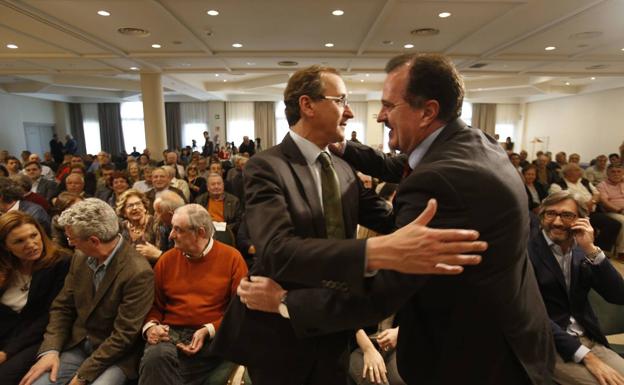 Iturgaiz: «Alfonso Alonso es uno más de los nuestros»