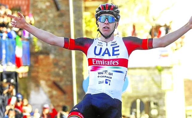 Pogacar y Roglic se colocan líderes y se citan a distancia para el próximo Tour