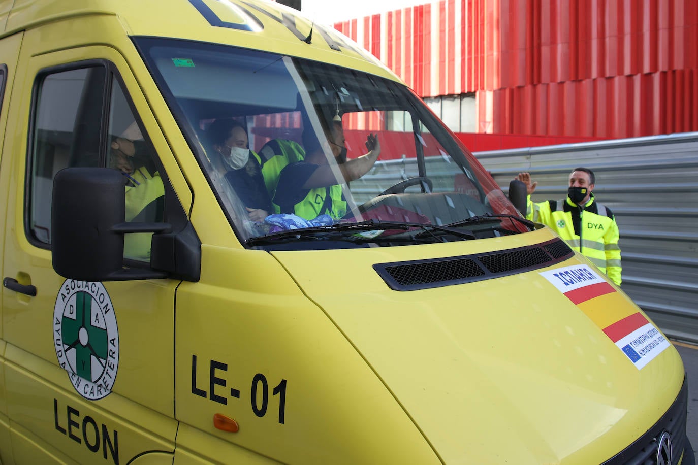 Varias familias de ucranianos llegaron ayer a Bilbao