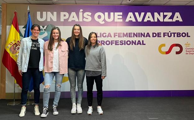 Triviño celebra la profesionalización y apela a «dotar al fútbol femenino de cierta calidad y recursos»