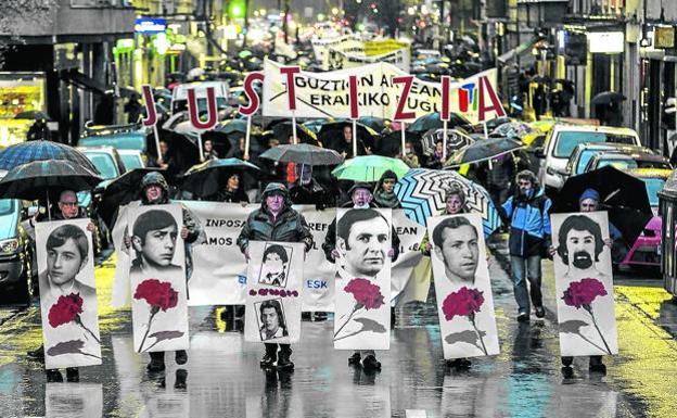 El Congreso de los Diputados da el primer paso para investigar el 3 de Marzo en Vitoria