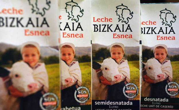 Sabotean un camión con 19.000 litros de leche en Carranza