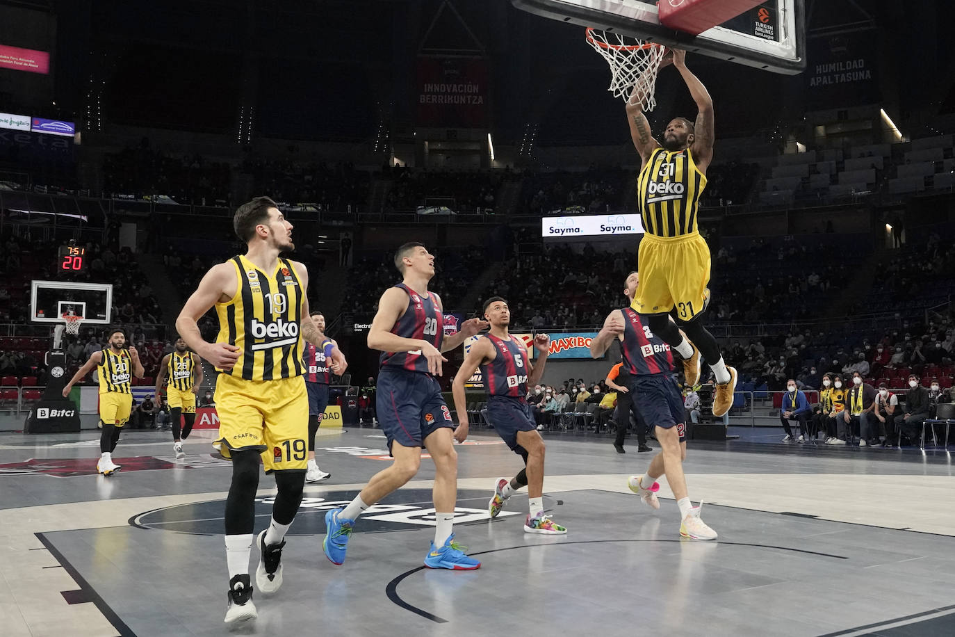 Las mejores imágenes del Baskonia - Fenerbahce