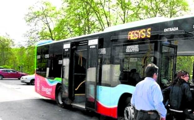 Incrementan el presupuesto del Etxebarribus por la caída de pasajeros