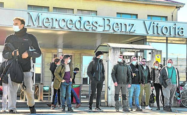 Mercedes volverá a parar el próximo lunes por falta de chips