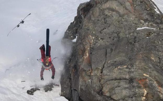 Grave accidente del esquiador español Aymar Navarro: golpea contra varias rocas en el descenso