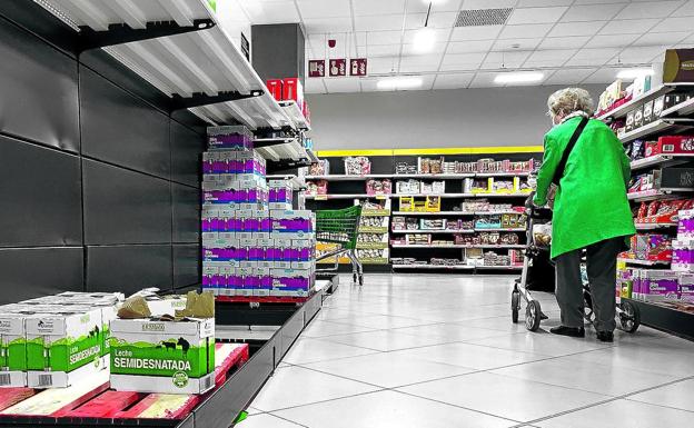 «Si no llegan mercancías del sur vamos a estar justitos en tomates y naranjas»