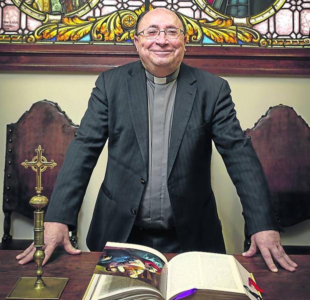 «La fe cae en picado pero me alegro de que haya jóvenes con cierta espiritualidad oriental»