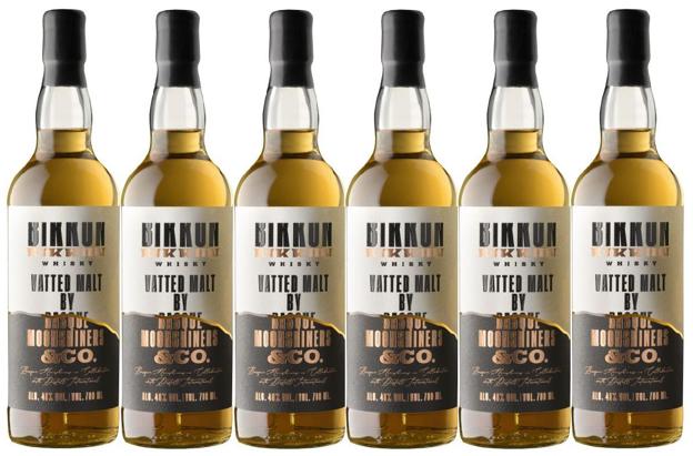 El whisky alavés criado en barricas de Rioja premiado como el mejor de España