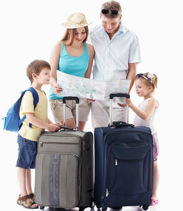 ¿Playa o montaña? ¿Actividades o visitas culturales? Consejos para escoger las mejores vacaciones en familia