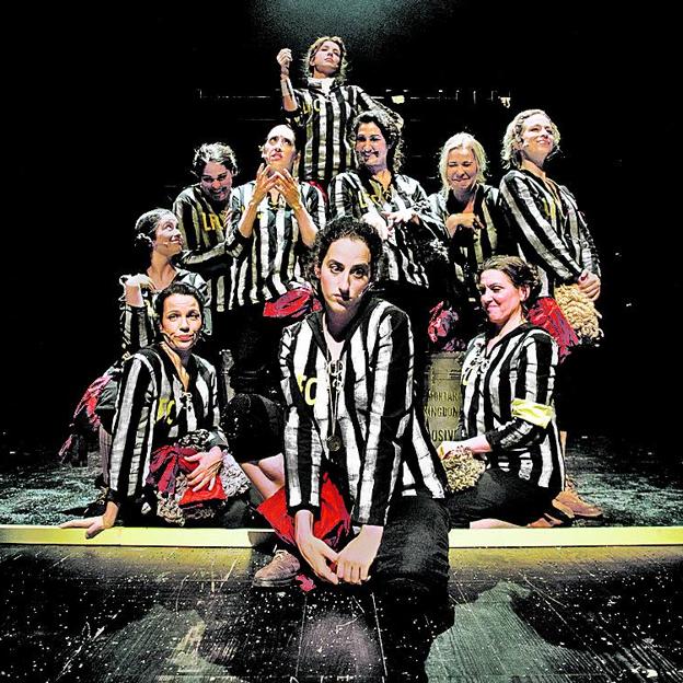 Las pioneras del fútbol femenino inician la Liga en Bilbao