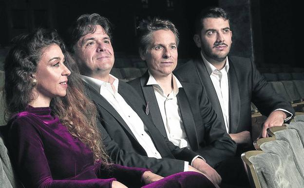 «No hay tanta distancia entre la música de Shostakovich y los boleros»