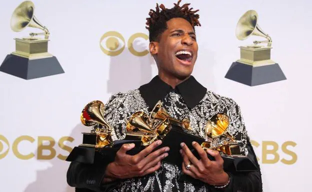 Jon Batiste, with his five Grammys. 