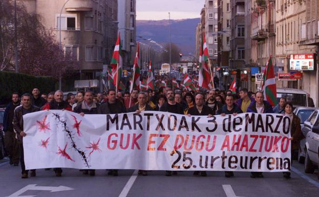 El Gobierno garantiza que la nueva Ley de Memoria Democrática dará cobertura a las víctimas del 3 de marzo