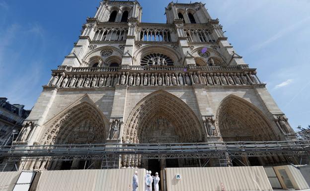 Notre Dame renace tres años después