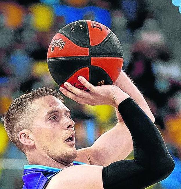 El Bilbao Basket quiere seguir con la fiesta en Miribilla