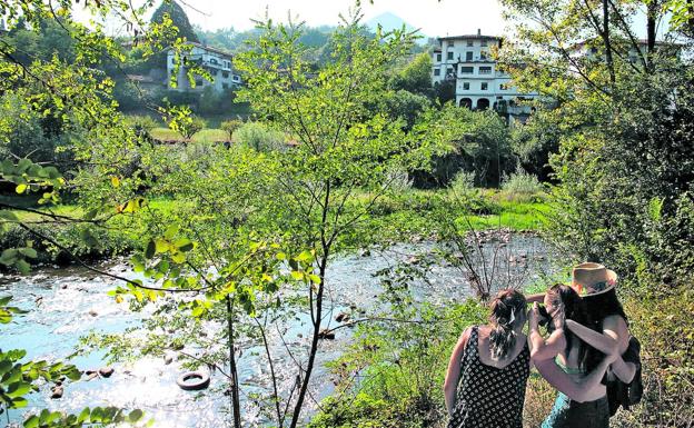 Arrankudiaga y Arakaldo siguen «en tierra de nadie» en el conflicto de sus aguas sucias