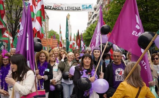 El 1 de Mayo recupera la calle y clama por unos salarios acordes a la inflación