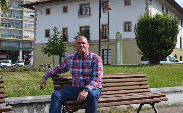 Un antiguo escolta que acabó convertido en líder del PNV en Galdakao y en jefe de Emergencias