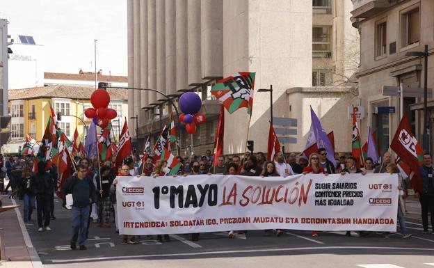 El primero de mayo vuelve con fuerza a las calles de Vitoria