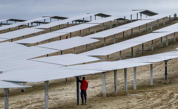 Solaria logra alquilar 80 hectáreas para sus dos grandes huertos solares pese al rechazo inicial