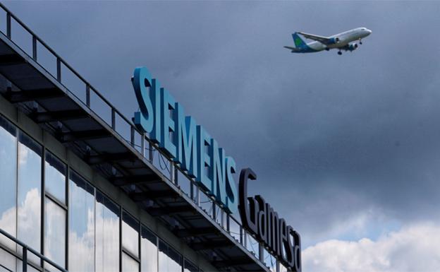 Siemens Gamesa justifica el traslado de su dirección de Zamudio a Madrid por «la oferta de tráfico aéreo»