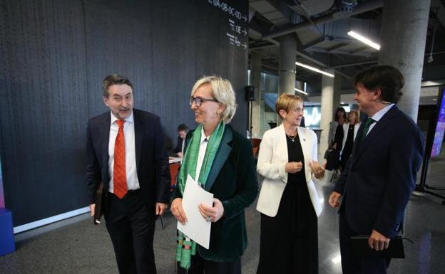 Rementeria llama a los empresarios a «trabajar junto a las instituciones» para resolver los problemas