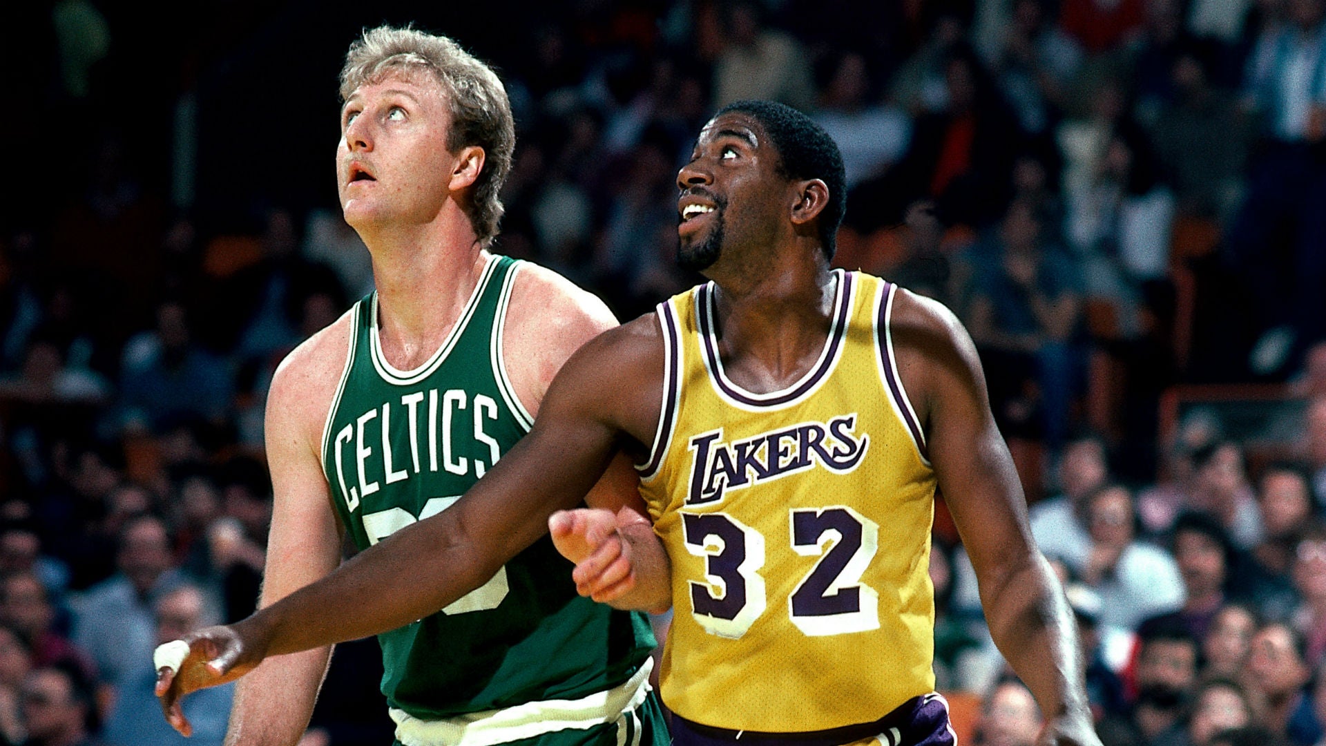 Larry Bird eta Magic Johnson sariak jaio dira