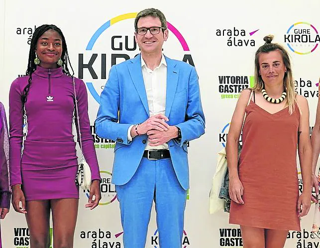 Gure Kirola Zariak distingue a más de setenta deportistas alaveses en el Palacio Europa