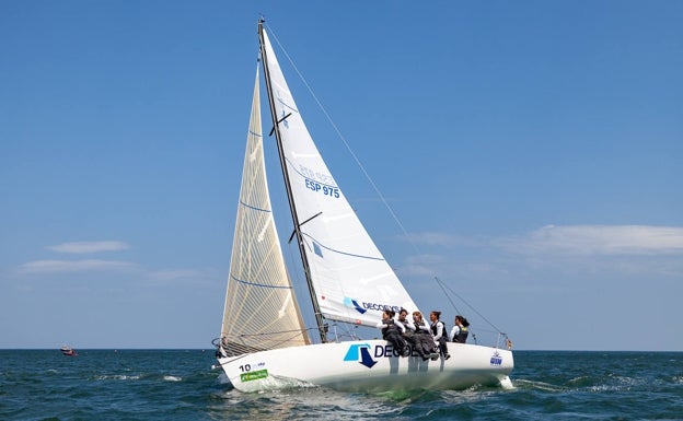 El Decoexsa guipuzcoano gana en el Abra la tercera edición de la 'EKP International Women's Sailing Cup'