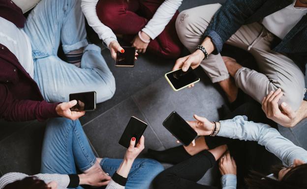 ¿Cuánto nos gastamos en comprar un móvil?