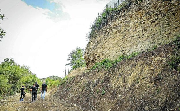 Salinas vuelve a excavar en su historia