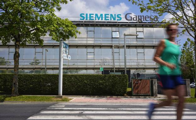 La plantilla de Gamesa teme un fuerte ajuste tras la OPA de Siemens Energy