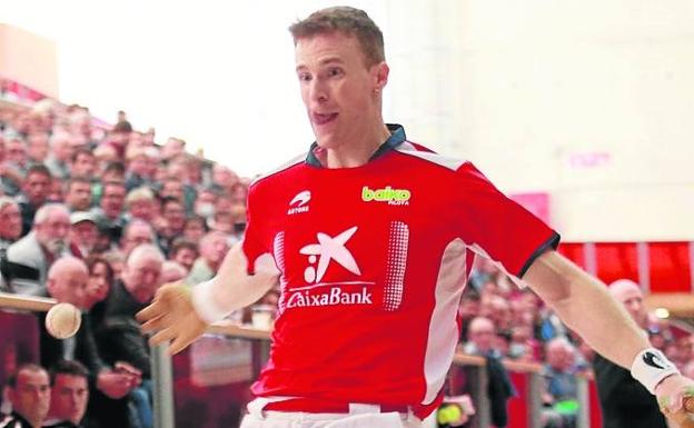 Artola arranca fuerte en el Cuatro y Medio navarro