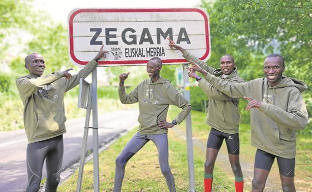 Los atletas keniatas, a la conquista de la Zegama-Aizkorri