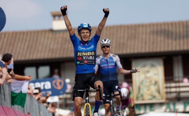 Carapaz, Hindley y Landa lo dejan todo para el asalto final en la Marmolada