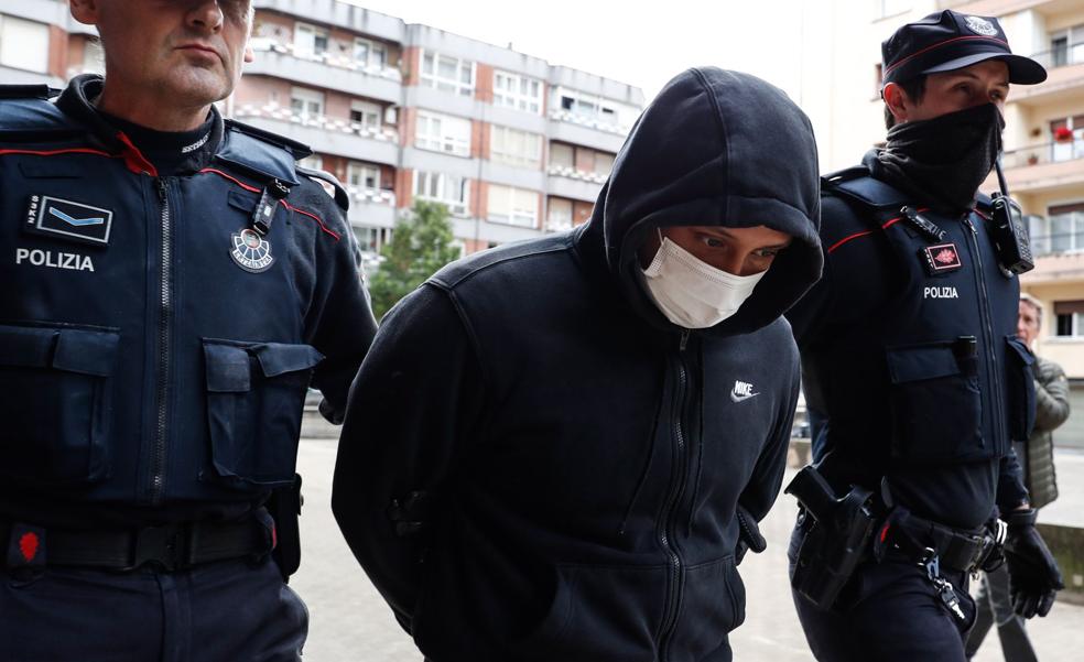 La Ertzaintza investiga la actividad delictiva en Sudamérica del presunto asesino de gais de Bilbao