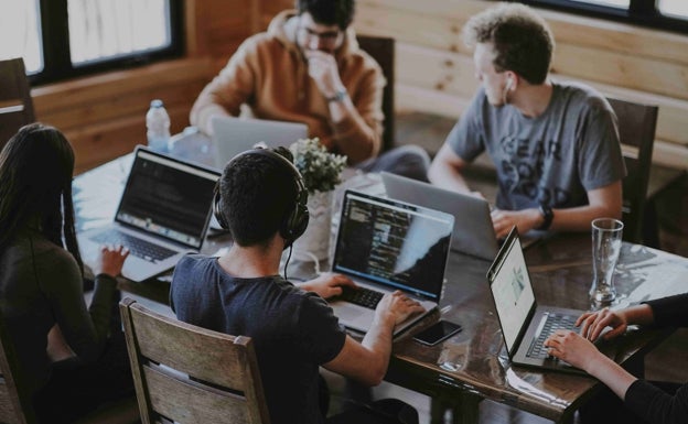 Las familias reclaman mayor atención al bienestar emocional del alumnado