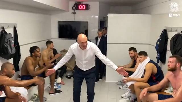 Así fue la emotiva charla de Spahija tras ganar en Valencia: «El trabajo no está terminado»