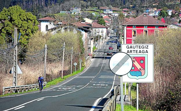 Arteaga apuesta por atraer a población joven con la construcción de 110 viviendas