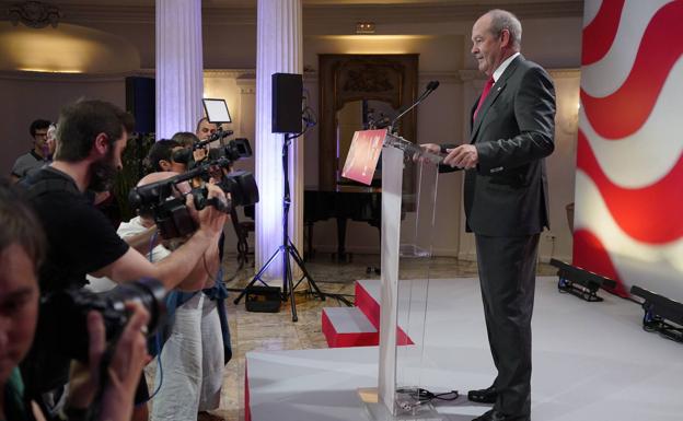 La campaña se calienta en plena carrera de los candidatos por recoger firmas