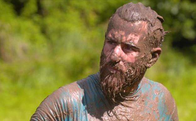 Punky contra todos: el navarro protagoniza todas las polémicas en 'El Conquis'