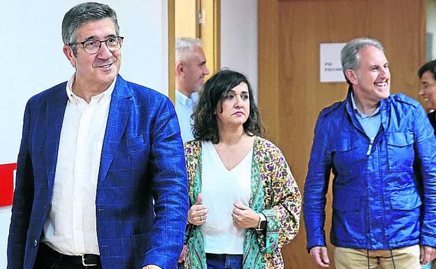 El PSE critica que Urkullu vaya a Córcega «a hablar de identidad con la que está cayendo»